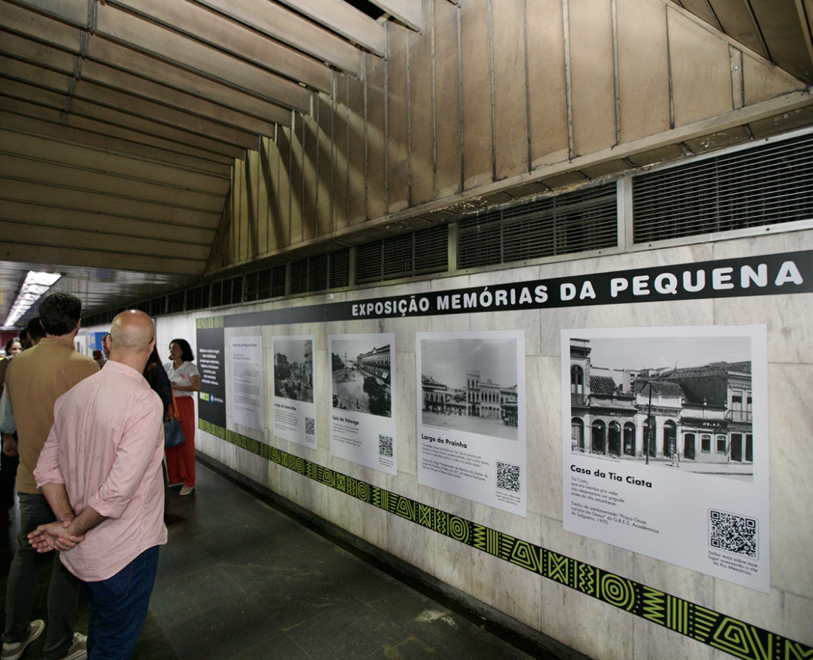 MetrôRio recebe as exposições ‘Memórias da Pequena África’ e ‘Recortes de Memória’
