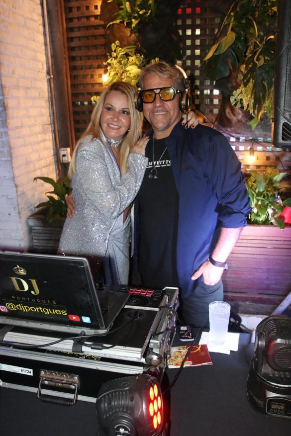 Viviane Fernandes com o DJ Português
