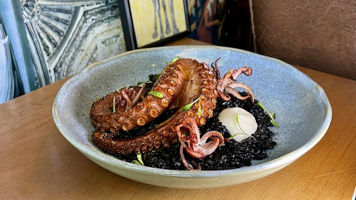 Arron negro com polvo