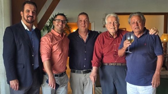 O homenageado Bayard Boiteux com Sérgio Chamone ,Matheus Oliveira ,Brian Neels e Aloysio Teixeira