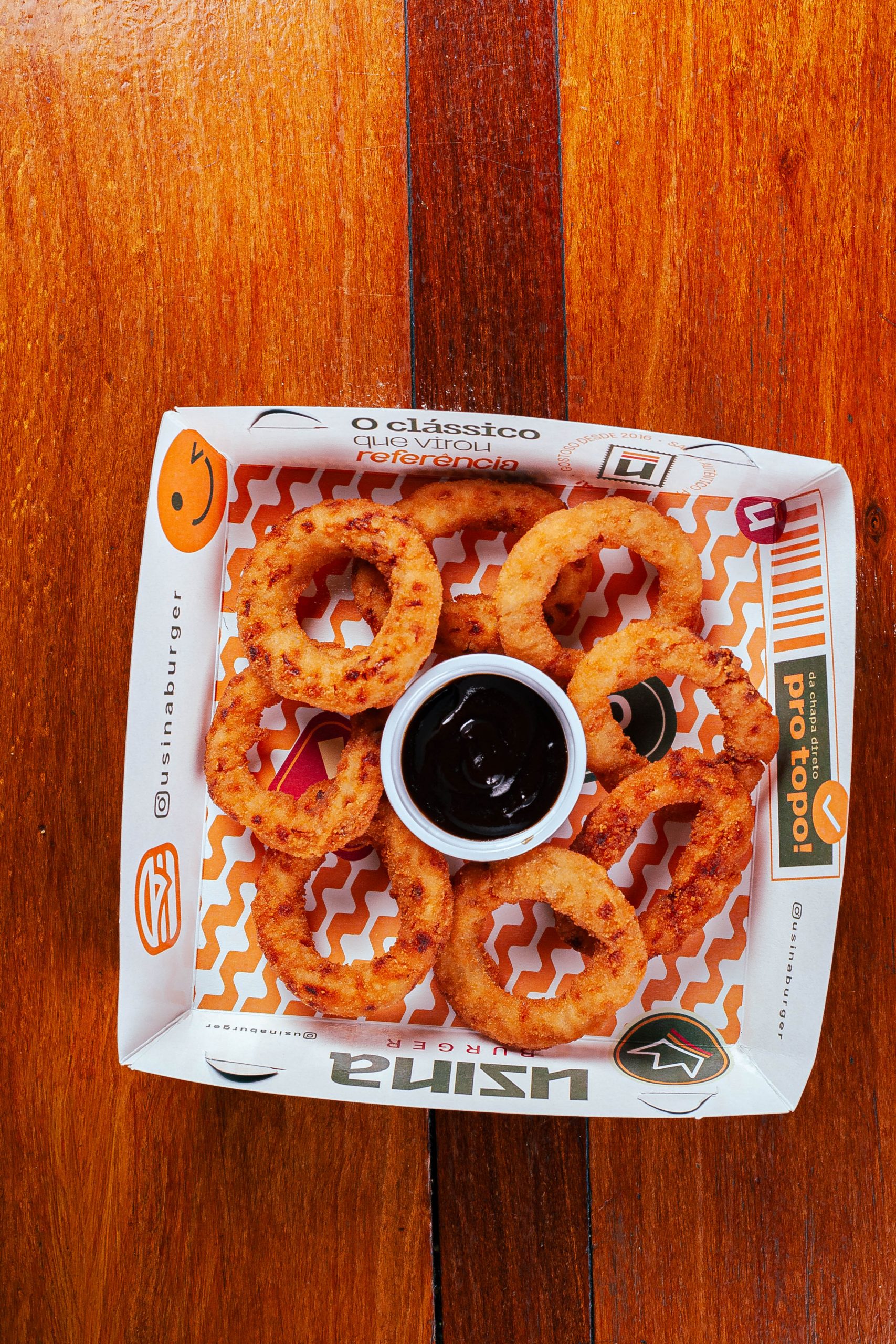 Defumado e crocante: Usina Burger aposta em versões sazonais no menu 7 Entrada Onion BBQ - Usina Burger