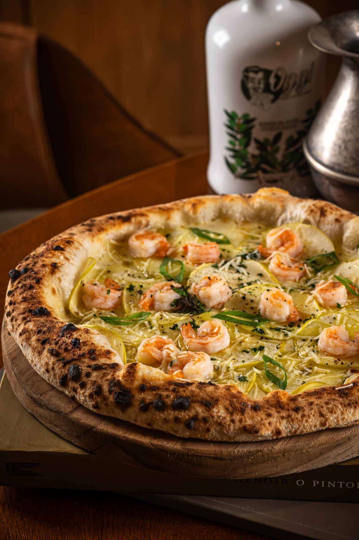 Oggi Pizza Napoletana - Gamberi e Mela Verde - Foto: Tomás Vélez