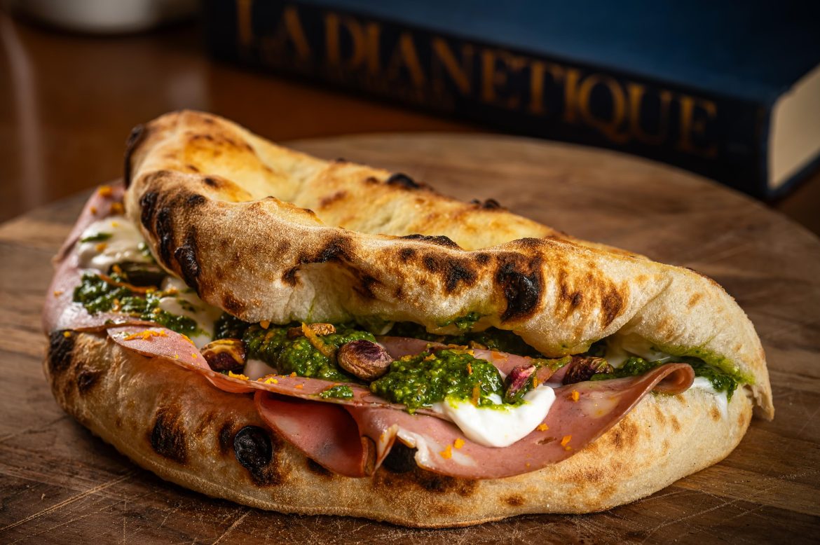 Oggi Pizza Napoletana - Sorriso di Mortadella - Foto: Tomas Velez