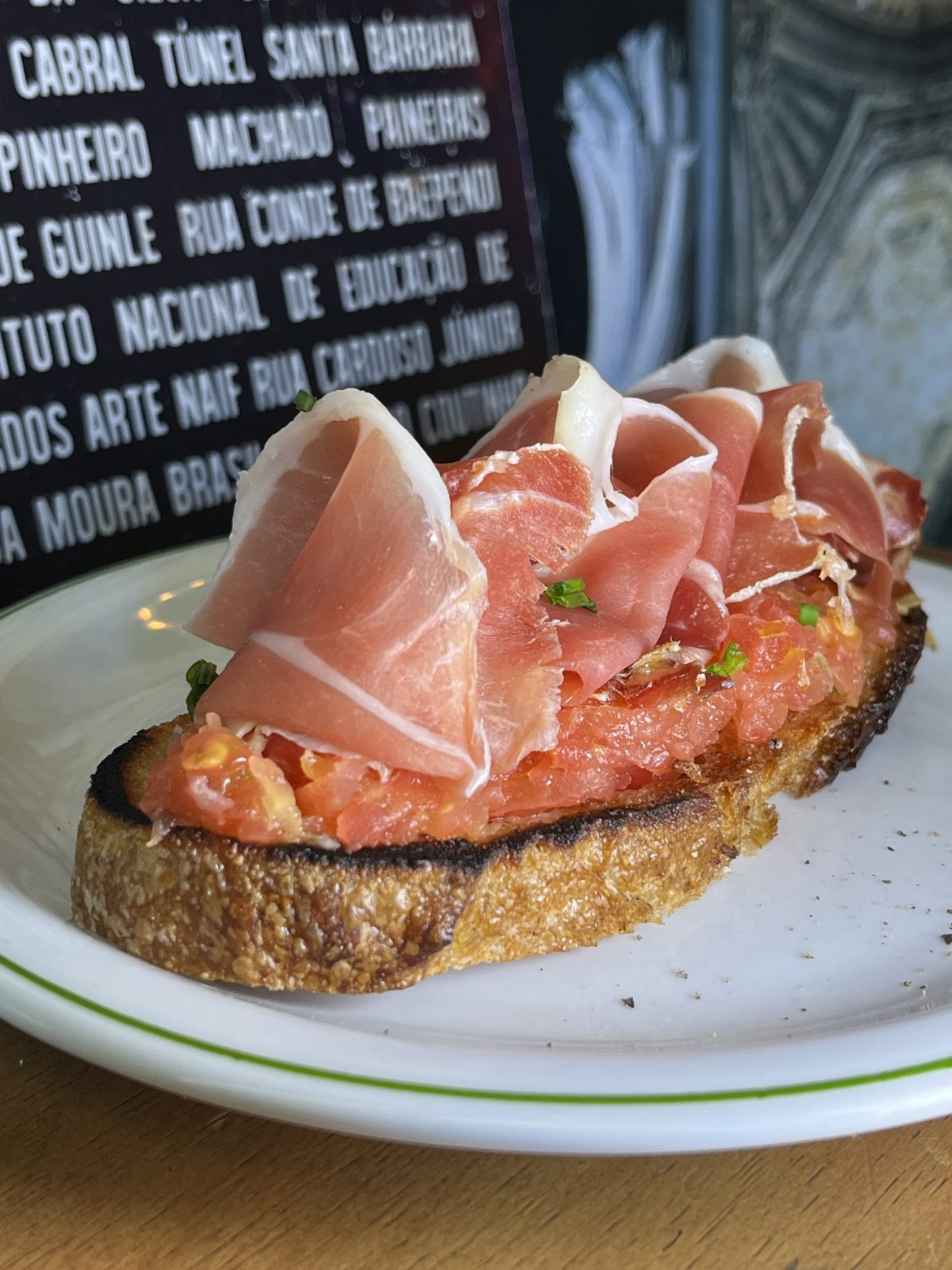 Tosta de pan amb tomaquet
