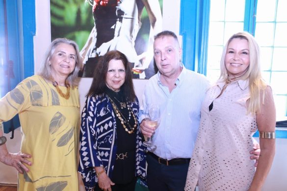 Constança Carvalho ,Vanda Klabin , Bayard Boiteux e Viviane Fernandes Constança Carvalho ,Vanda Klabin , Bayard Boiteux e Viviane Fernandes