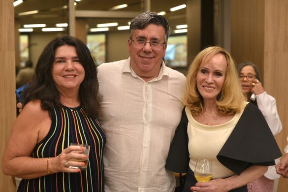 Joana Teixeira ,liberado Jr e Zizi Magalhães Joana Teixeira ,liberado Jr e Zizi Magalhães