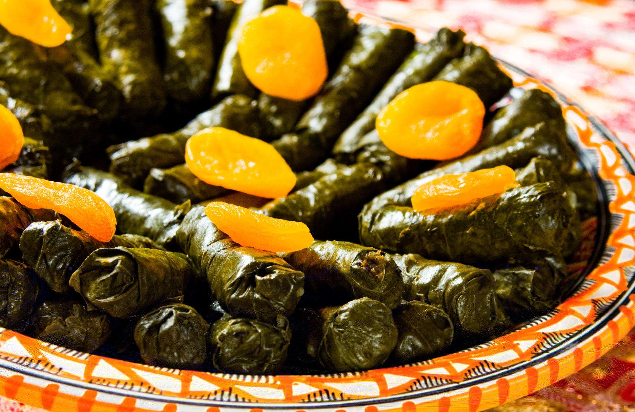 Ceia de Réveillon: Arab e Nizza apresentam menu completo para celebrar no Rio 7 Restaurante Arab - Folha de uva - foto: Rodrigo Castro