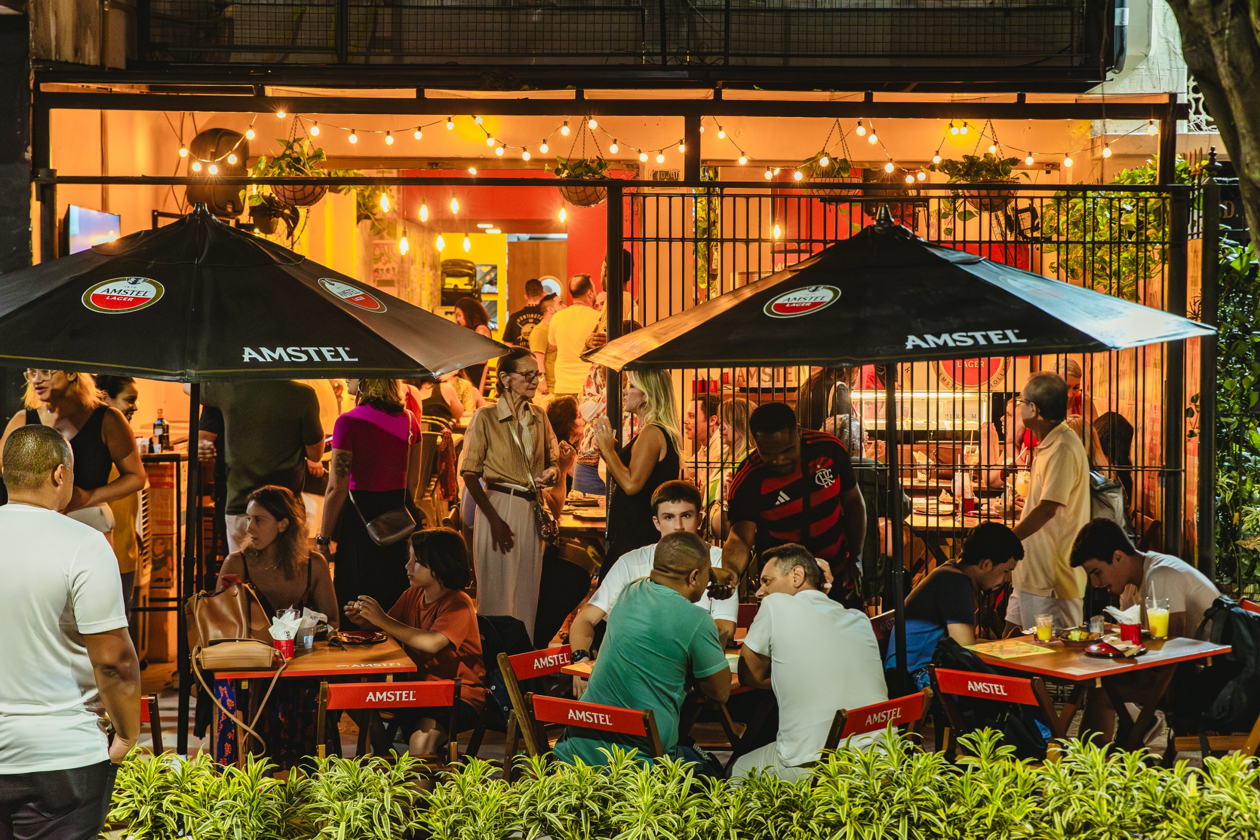 Do rodízio ao rooftop: onde realizar sua confraternização de fim de ano no Rio de Janeiro 12 Caju Botafogo