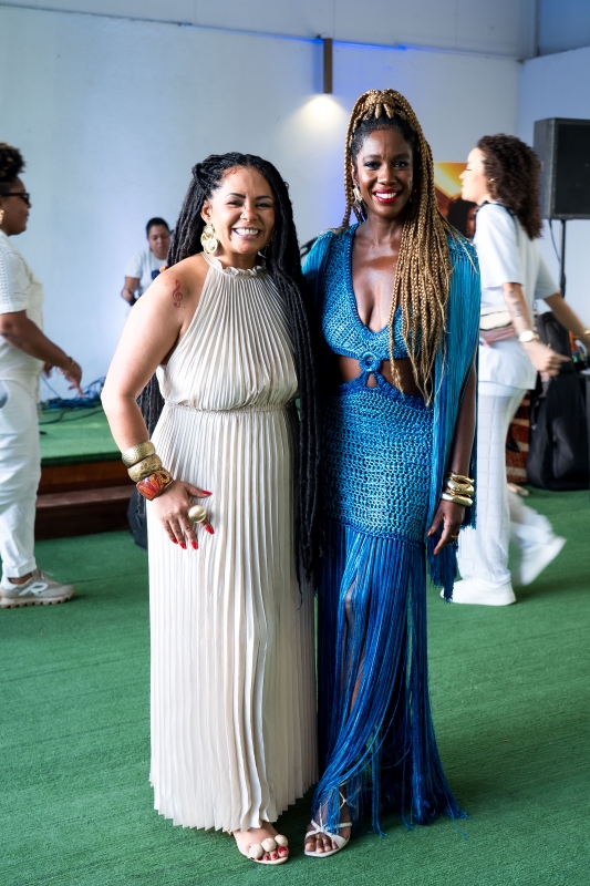 Fabíola Machado do Grupo Awure com Maria Gal Fabíola Machado do Grupo Awure com Maria Gal