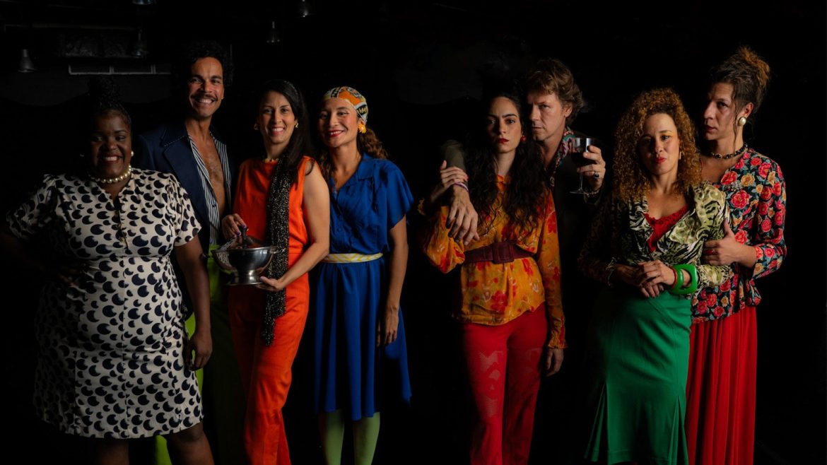 Espetáculo Traças chega no Sesc RJ