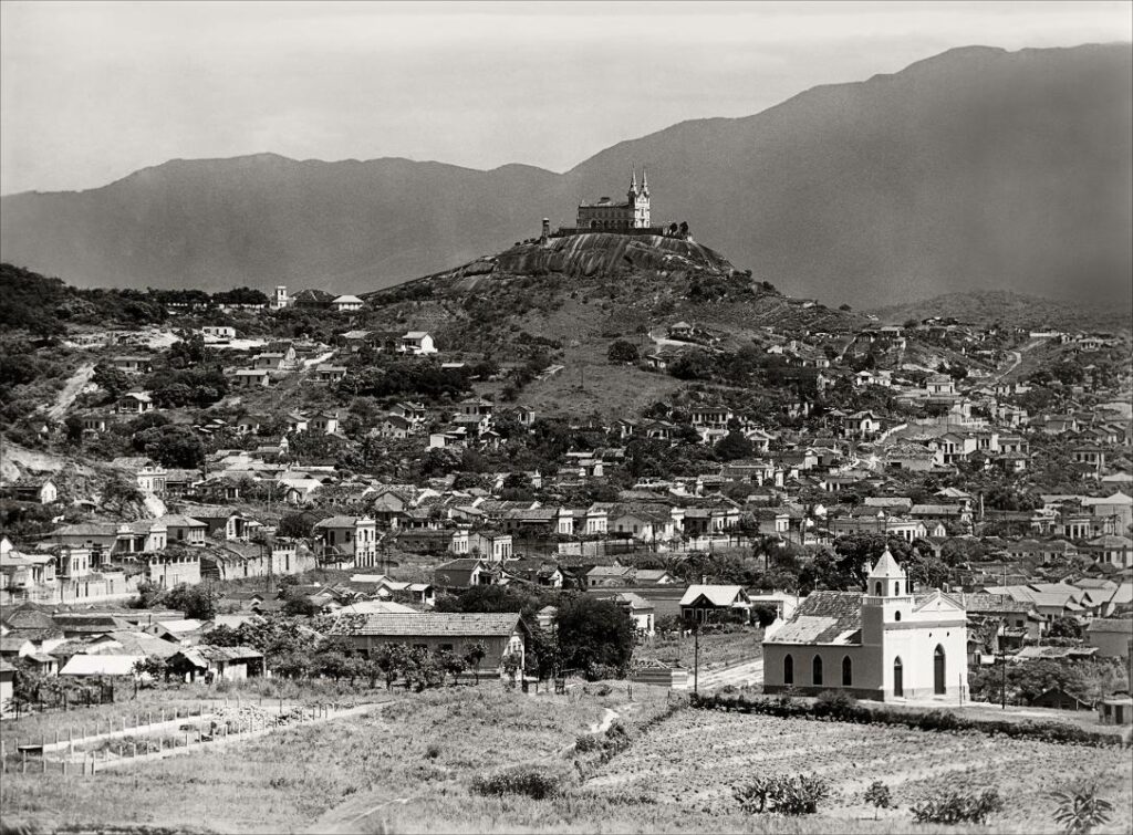 Rio Memórias lança websérie sobre o subúrbio carioca com evento em Madureira 7 Igreja da Penha - 1900-1910. - Fundo Instituto Oswaldo Cruz. - Brasiliana Fotografica-1024x755