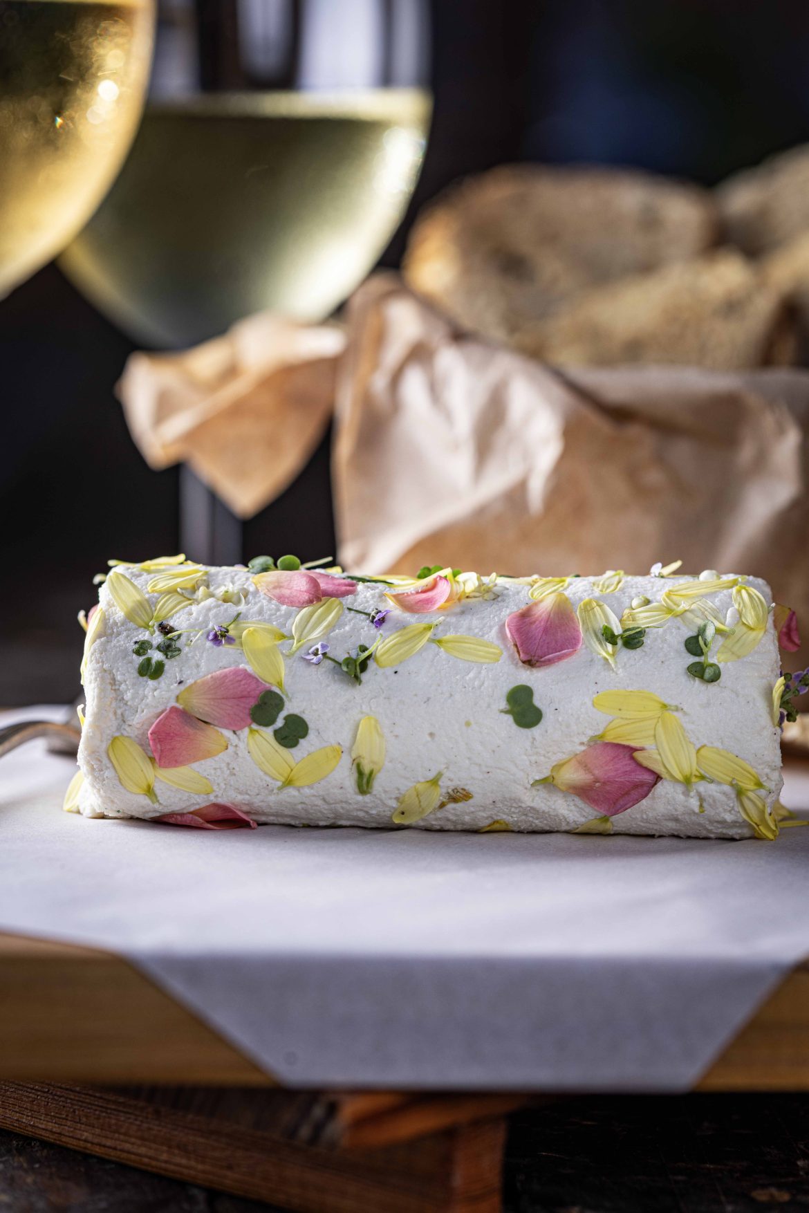 Roll de queijo – Esperança Eco por Santiago Harte Roll de queijo - Esperança Eco por Santiago Harte