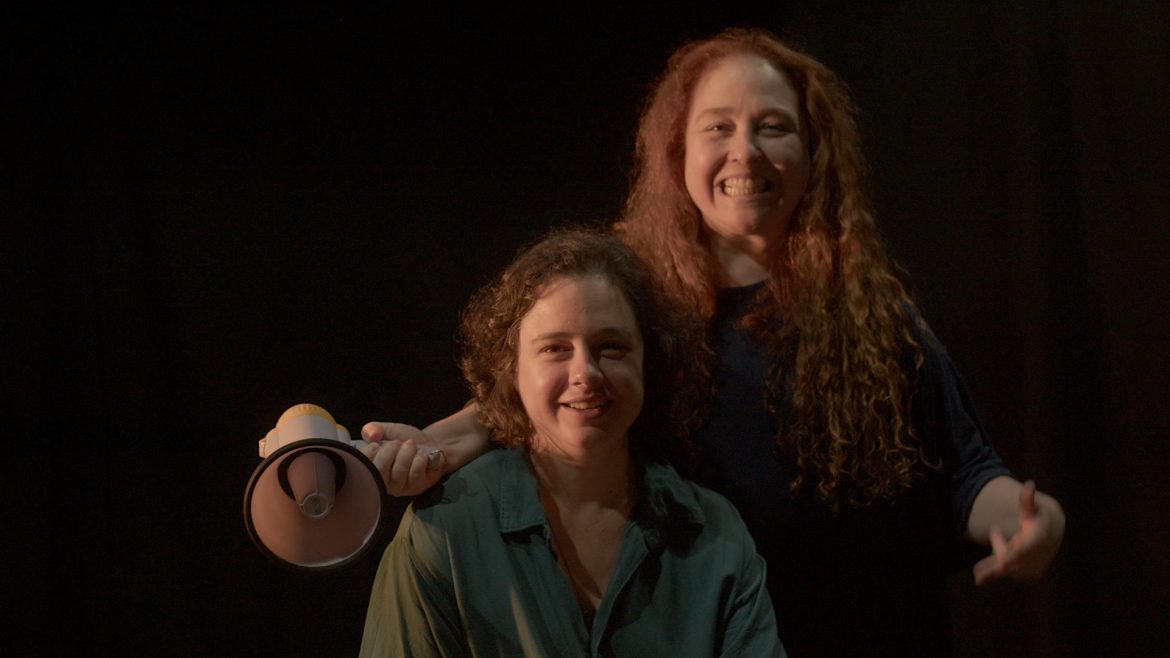 Julia Bernat e Debora Lamm - Foto Camilla Lapa