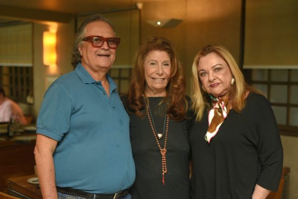 Zé Ronaldo Muller ,Bernadete e Ana Maria Tornaghi