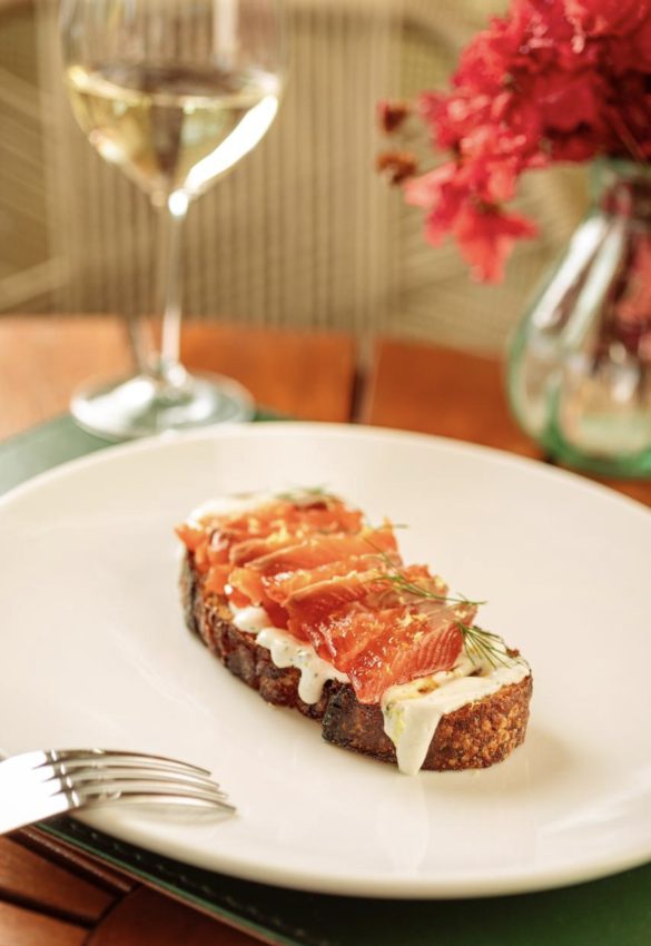 Brusqueta de salmão curado