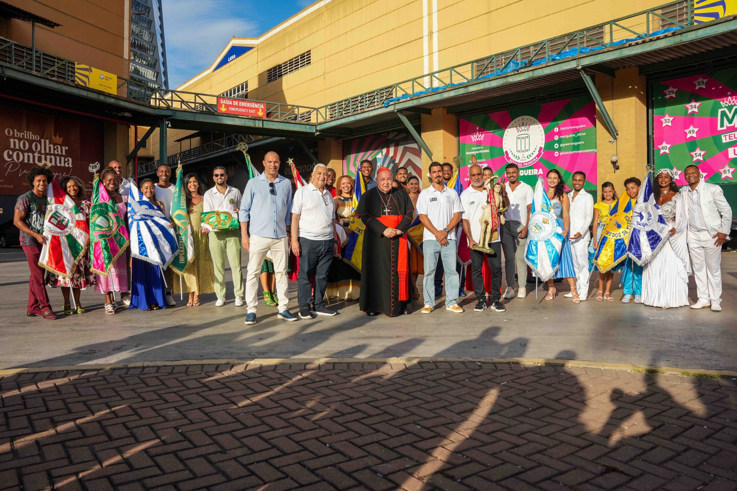 Cidade do Samba recebe a visita do arcebispo do Rio de Janeiro