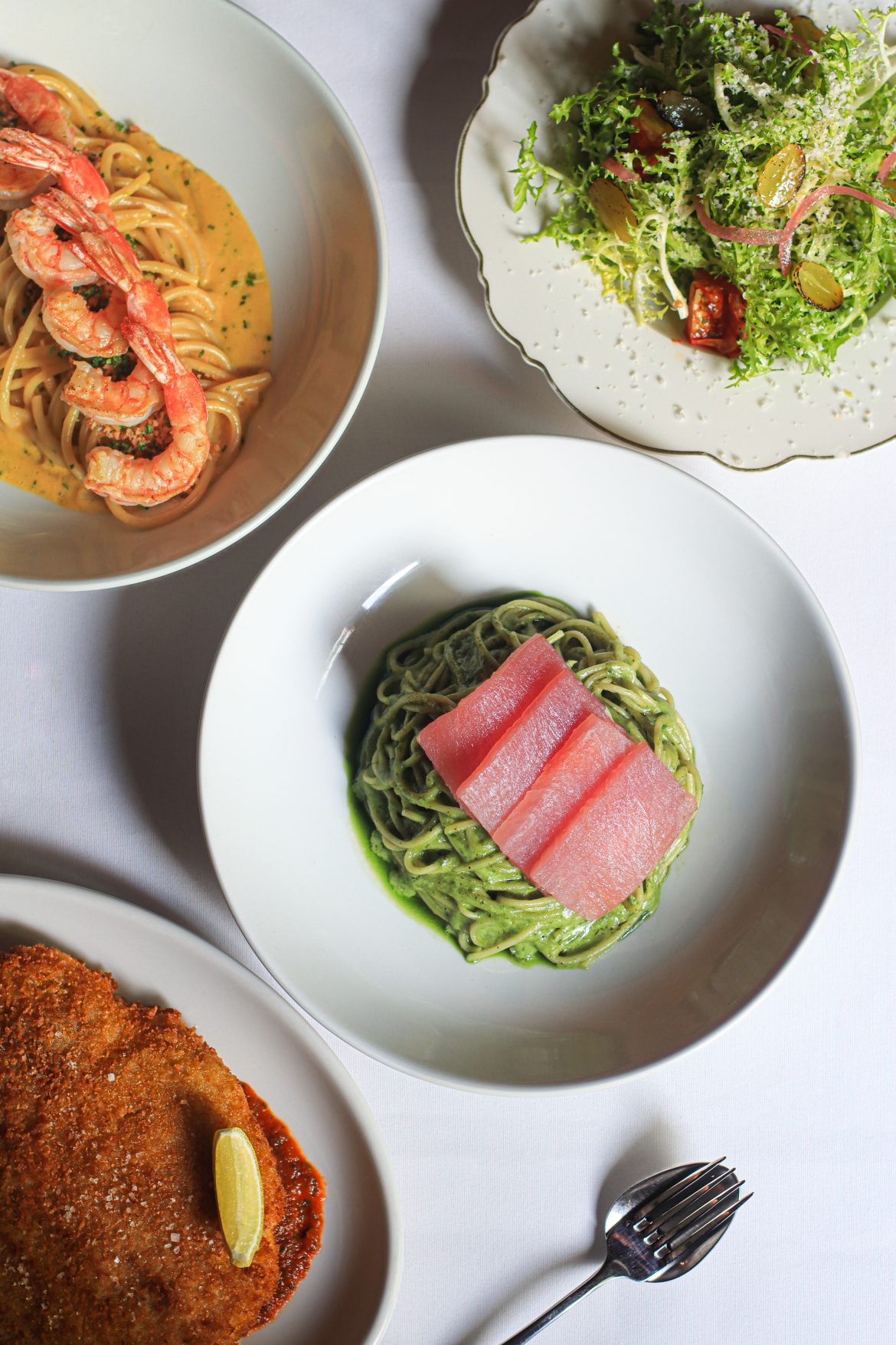 Koral - Verão - Tonno Crudo - Camarões Grelhados - Foto: Yasmim Alves