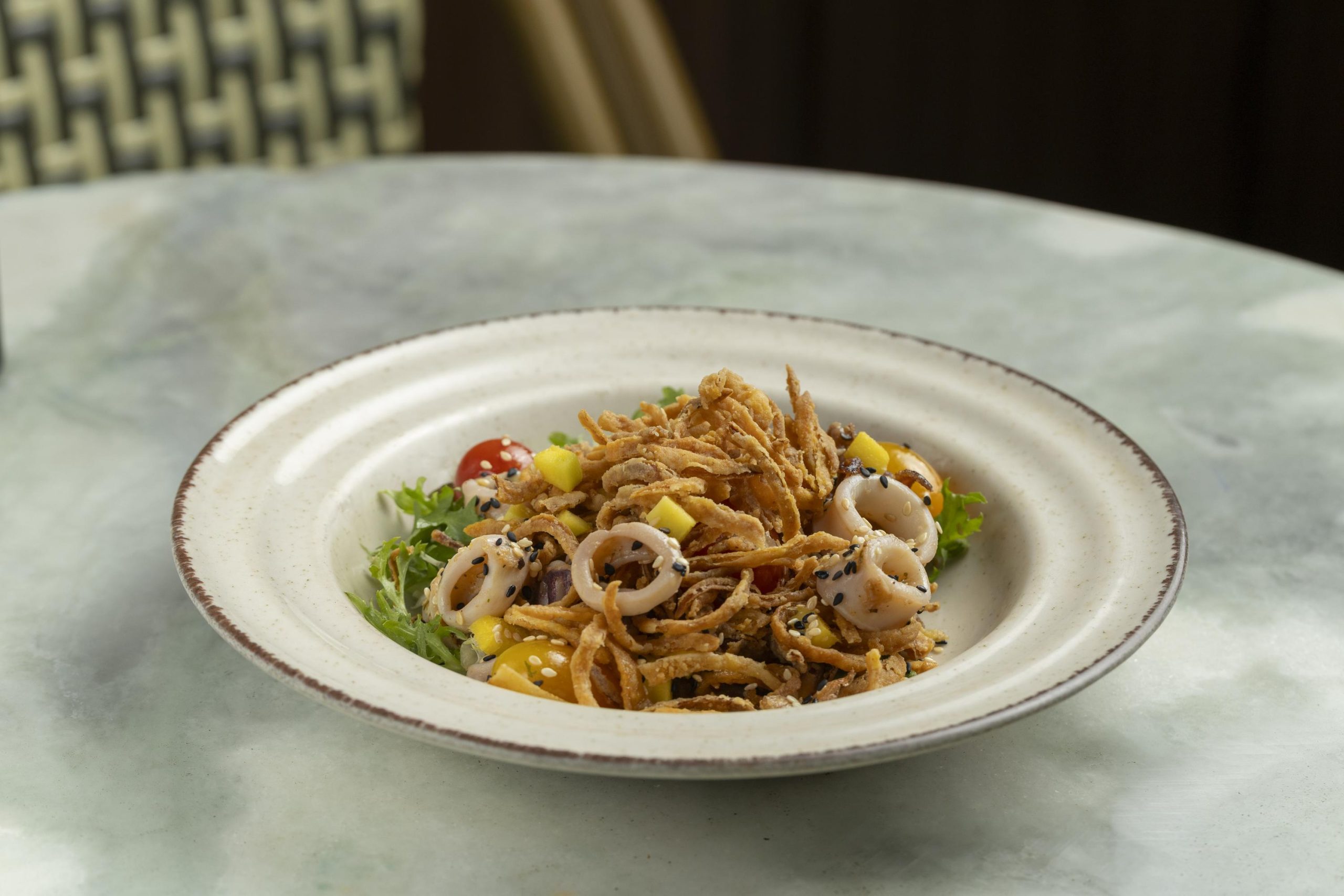 Loire Bistrô lança Menu L’Experience de Verão 9 Loire Bistrô - Salada de Lula