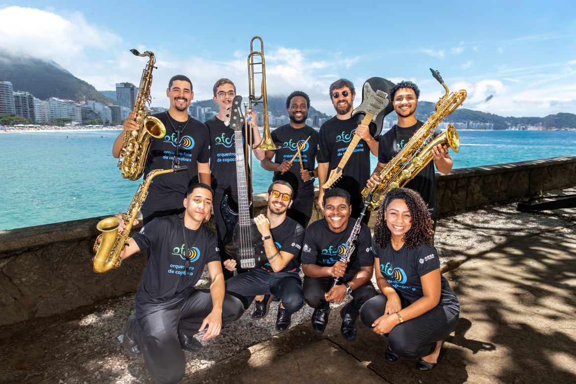 Grupo da Orquestra Forte de Copacabana - Foto de Bill Vianna