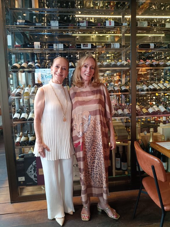 Zizi Magalhães e Ana Botafogo