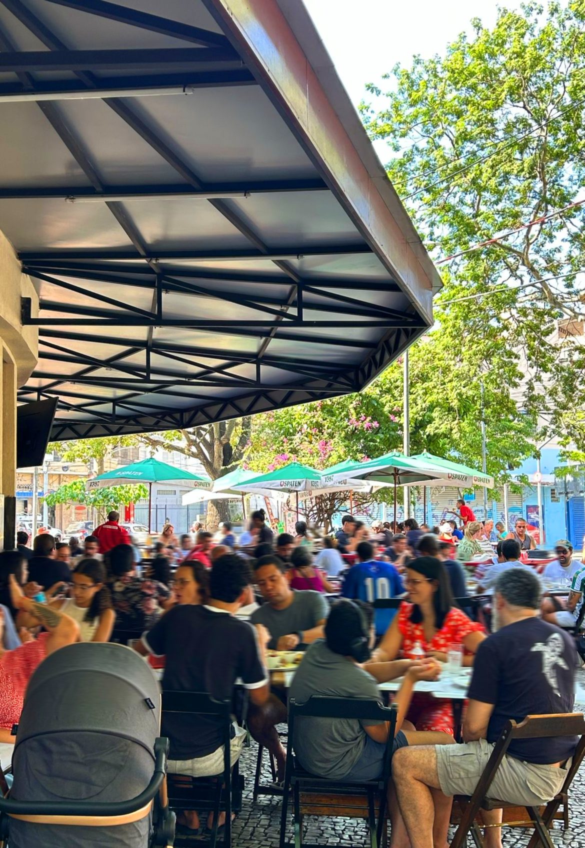 Enchendo Linguiça