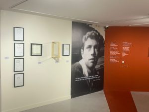 “Dor de Amor” encerra ciclo de leituras afetivas em homenagem a Paulo César Peréio no Sesc Madureira 8