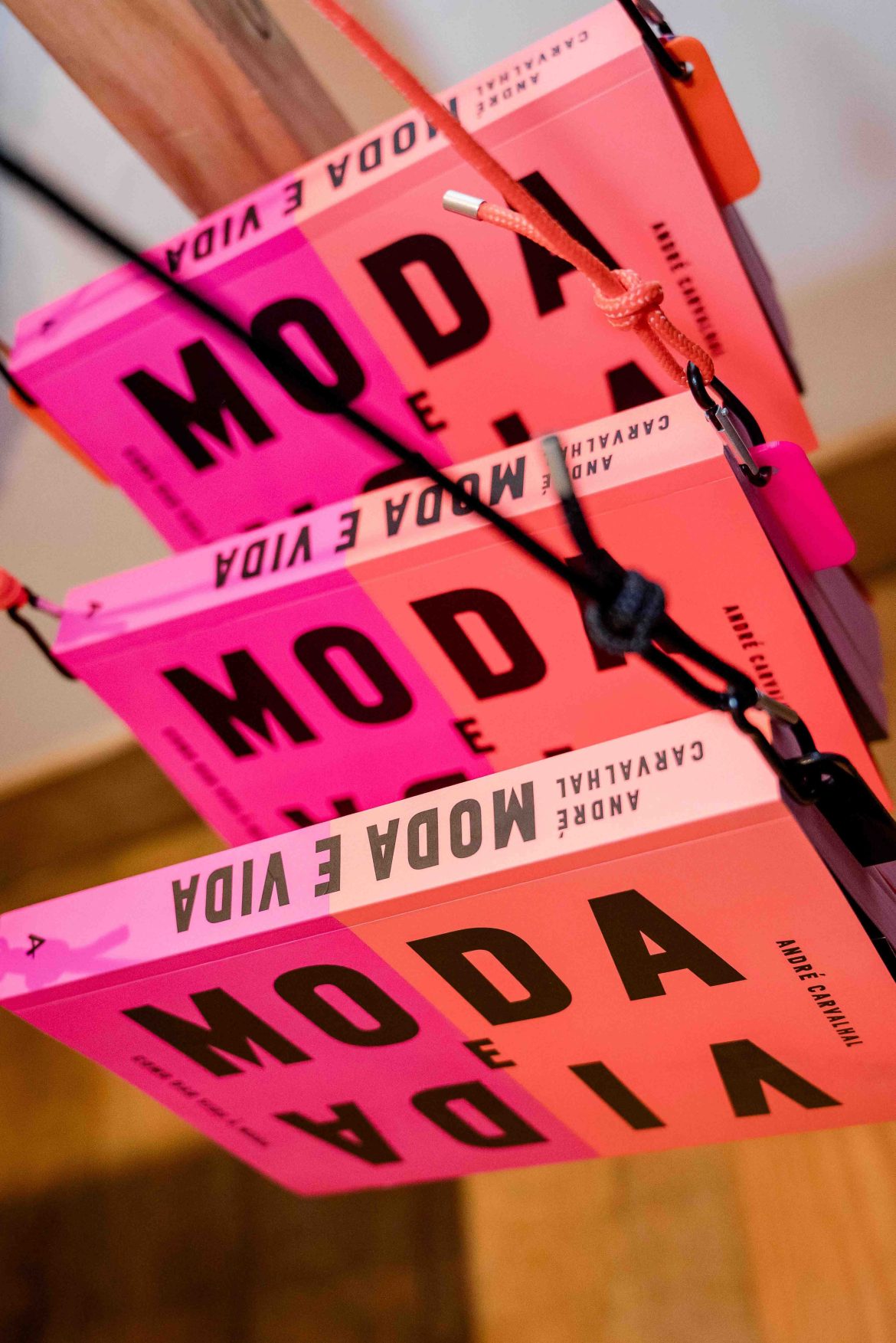 André Carvalhal lança Moda e vida – Como dar vida à moda