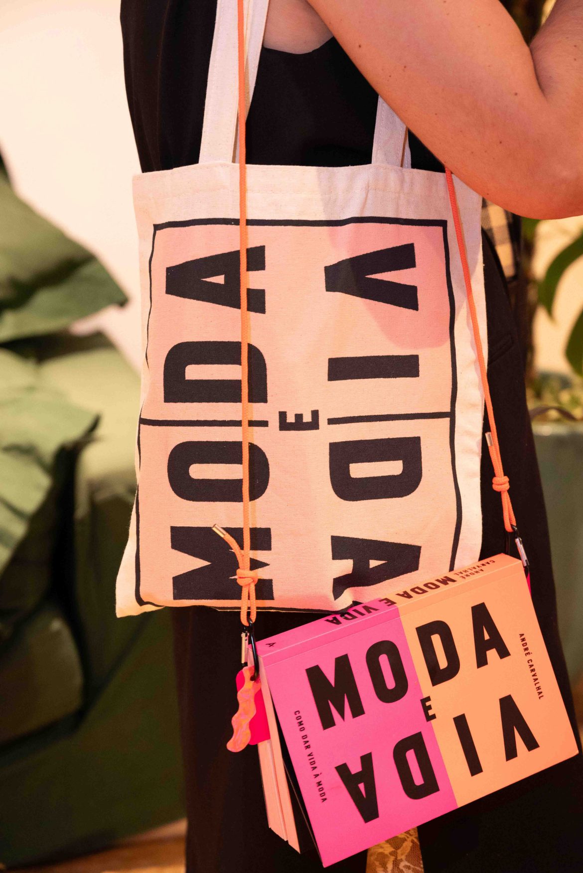 André Carvalhal lança Moda e vida – Como dar vida à moda