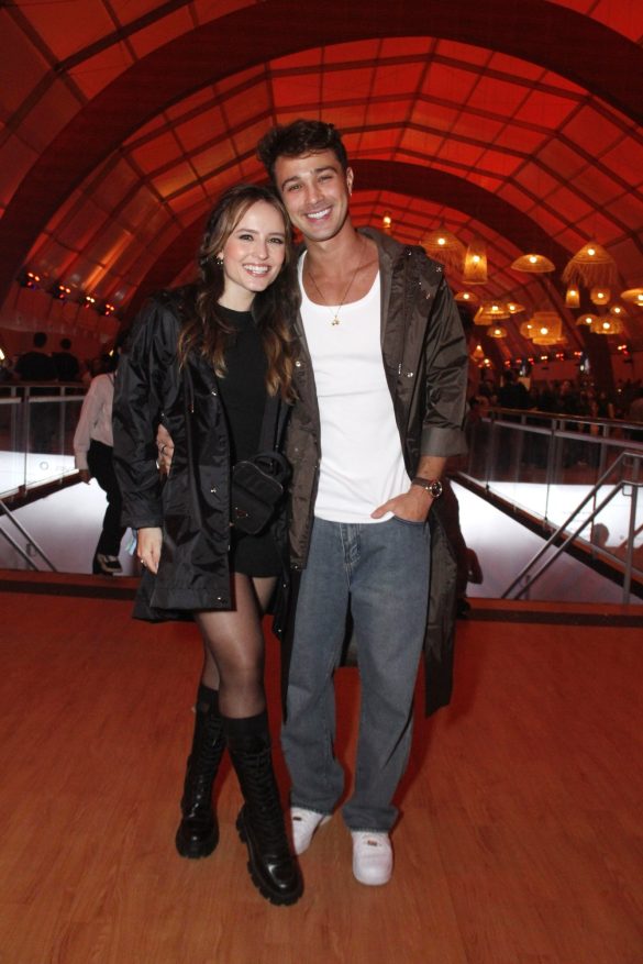 Larissa Manoela e André Luiz Frambach