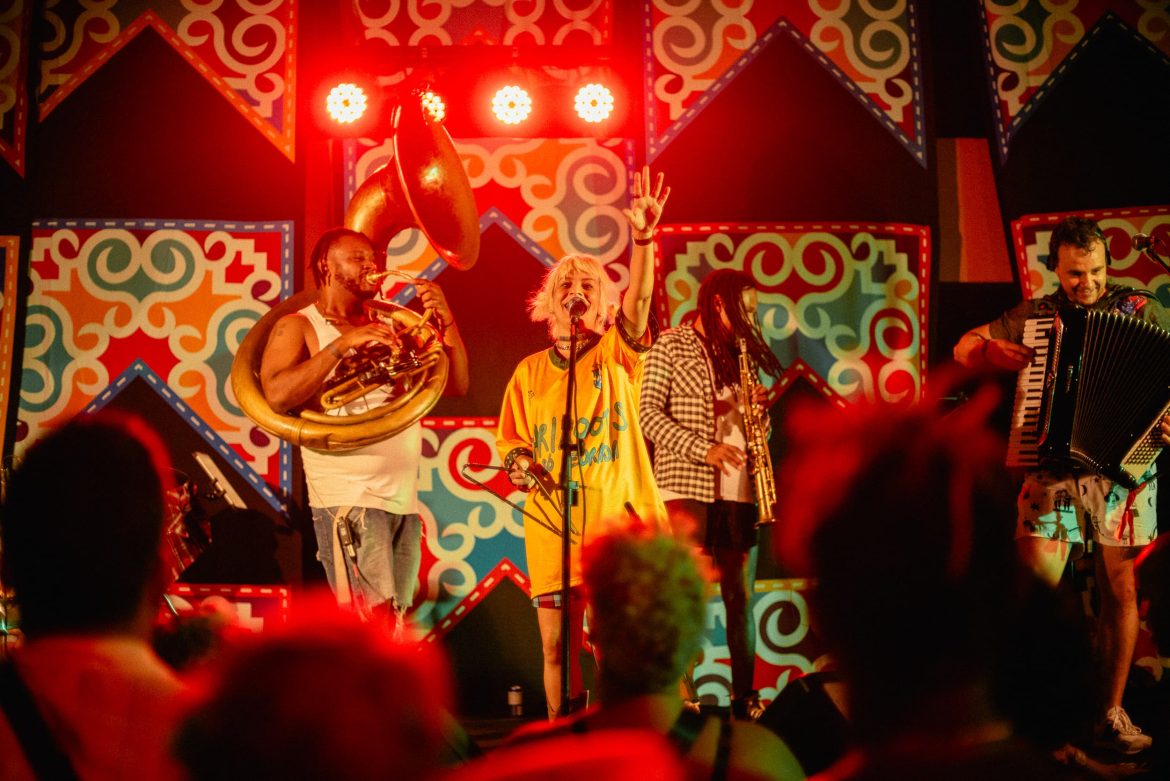 Baile MariRoots, Só Pedrada! volta à Fundição Progresso no dia 31 de outubro com participação do coletivo Forró dos Ratos