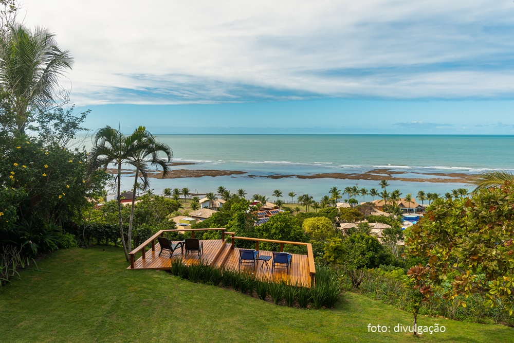 Paraiso do Morro_jardim com vista para o mar