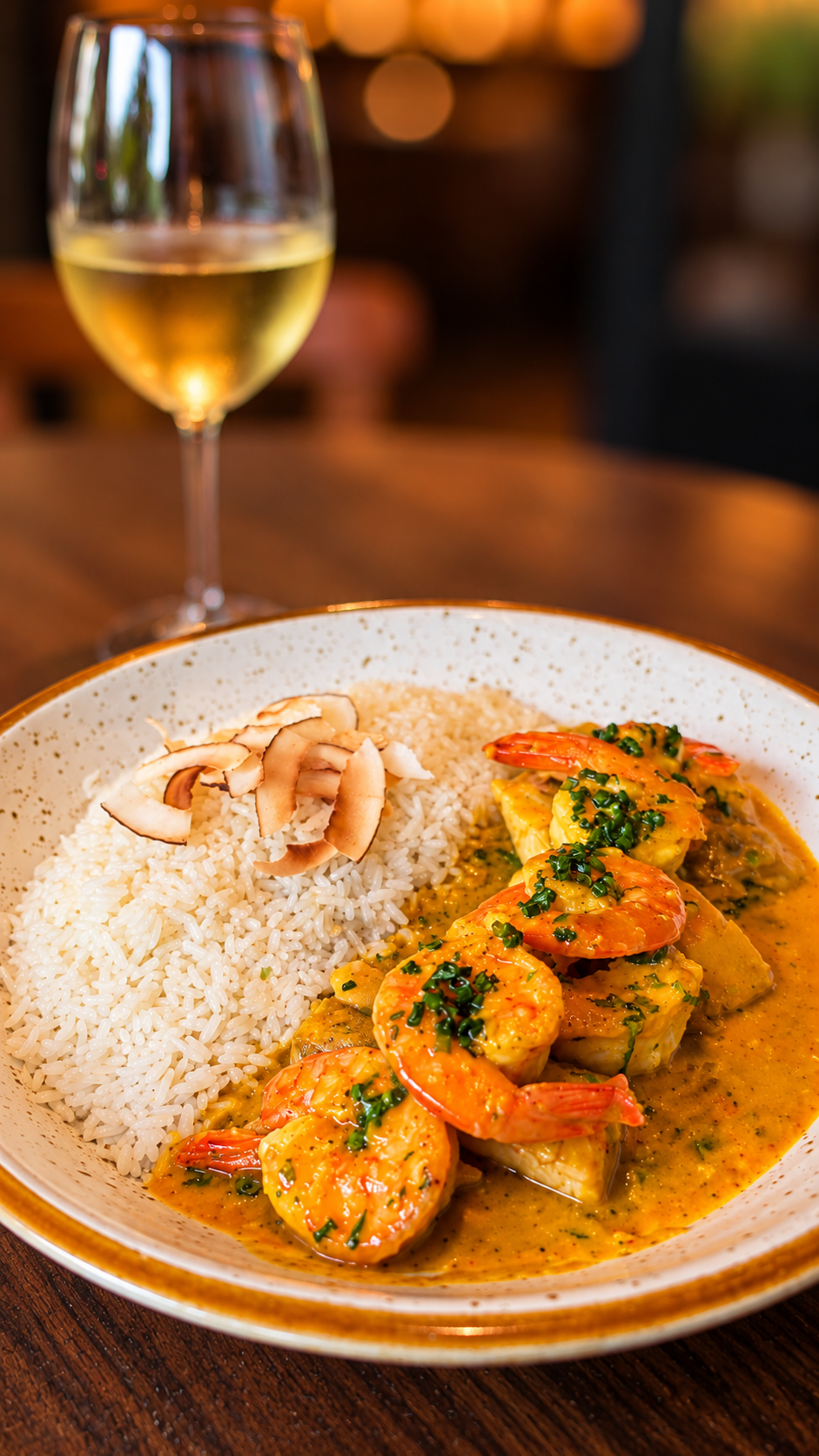 Tasca da Mercearia: um achadinho português em Botafogo para comer bem e começar a noite 8 Tasca da Mercearia - Moqueca de Bacalhau com Camarão e Arroz de Coco