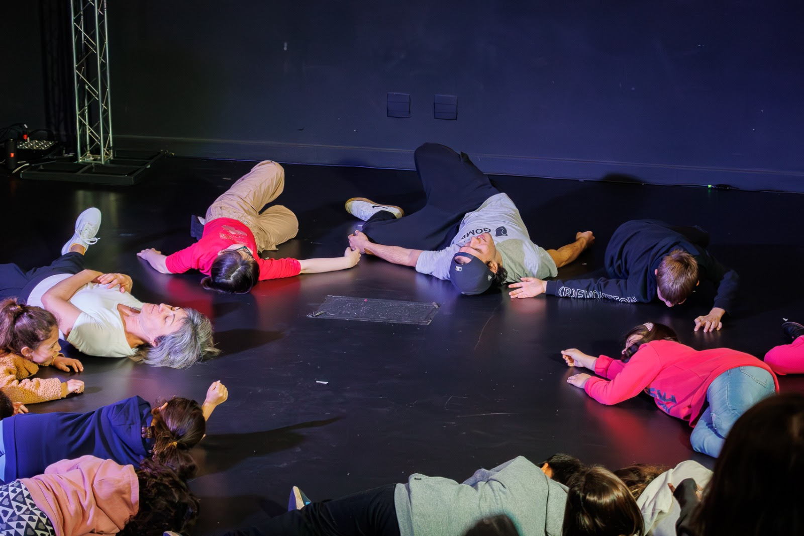 Novembro no CCBB Rio de Janeiro: oficinas gratuitas de teatro, dança e dramaturgia a partir do universo de Frankenstein com o Coletivo Gompa 9 “Danças Urbanas para Crianças”, com Thiago Ruffoni