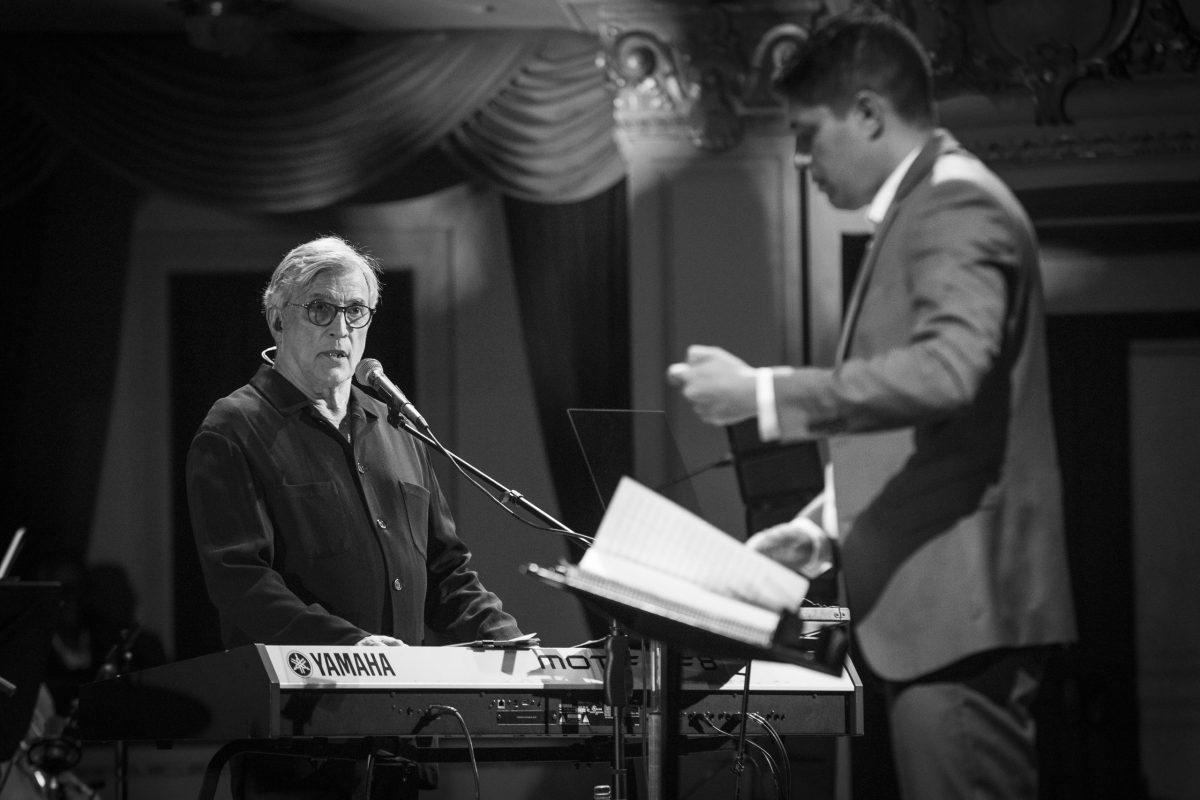 Ivan Lins volta ao Theatro Municipal do Rio em única apresentação com a Orquestra MPB Jazz